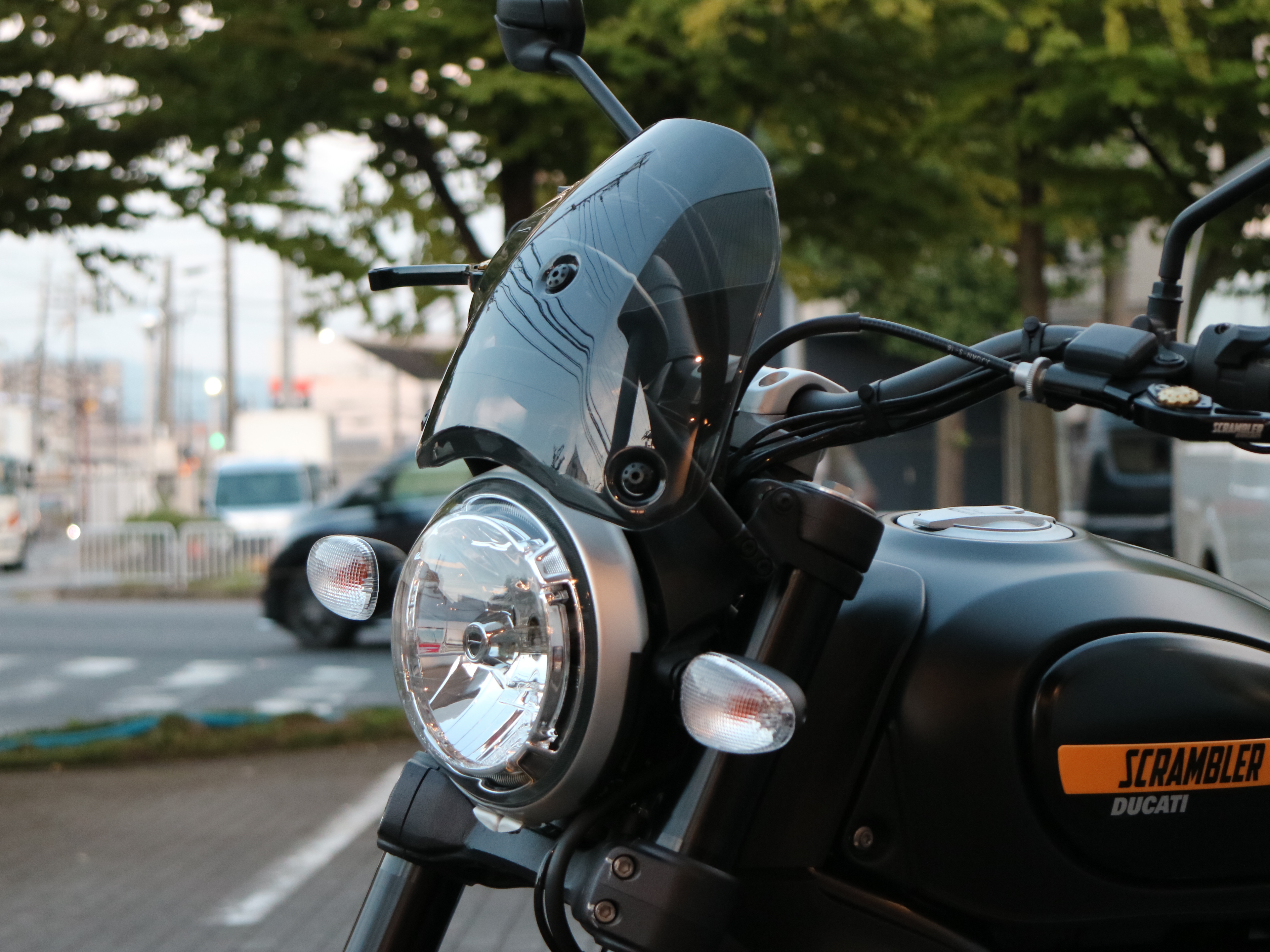 SCRAMBLER FULL THROTTLE 】