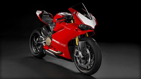 SBK-Panigale-R_2015_Studio_R_B01_1920x1080.mediagallery_output_image_[1920x1080]