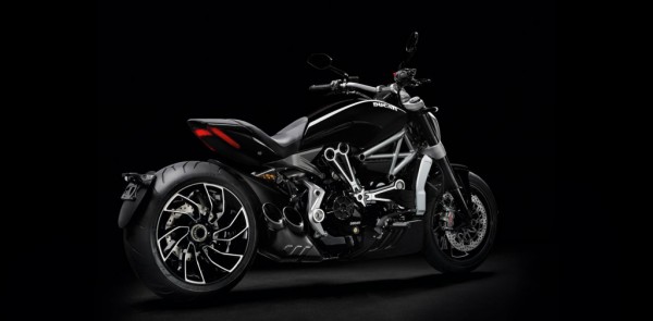 05_Xdiavel_posterioredx